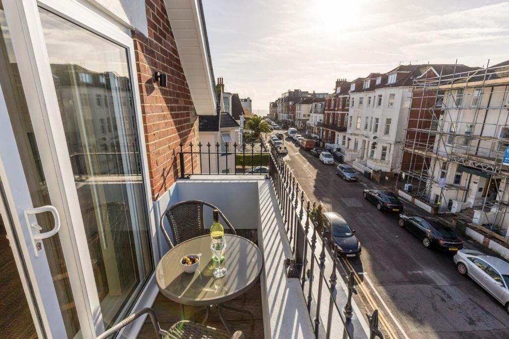 Sea Breeze - Coast Daire Bournemouth Dış mekan fotoğraf
